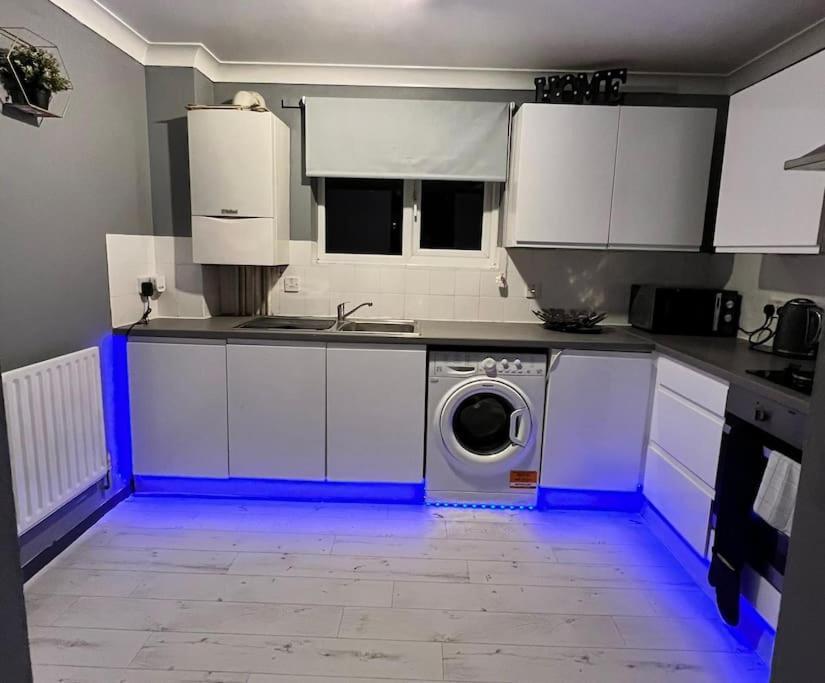 Lovely, Two Bedroom Apartment Central Location Londyn Zewnętrze zdjęcie