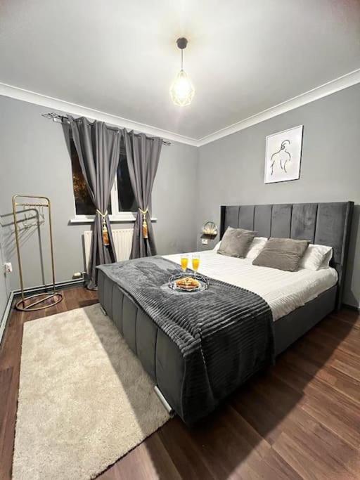 Lovely, Two Bedroom Apartment Central Location Londyn Zewnętrze zdjęcie